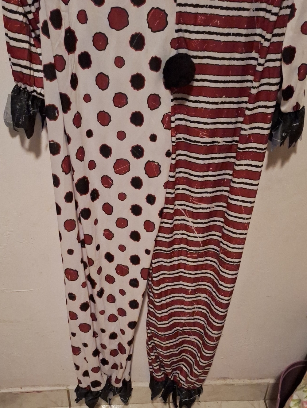 Kids Large / XL Red and White Spotted Striped Scary Clown Costume - Picture 9 of 16